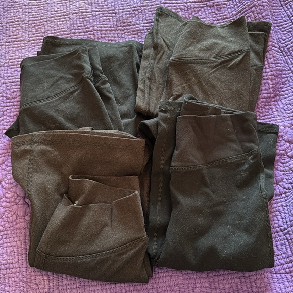 Old Navy Active Flare Leggings - Picture 3 of 13